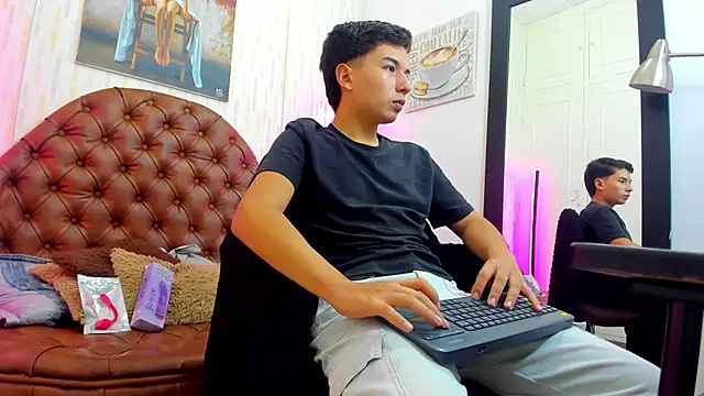 thiago cruz0 online show from 03.31.26