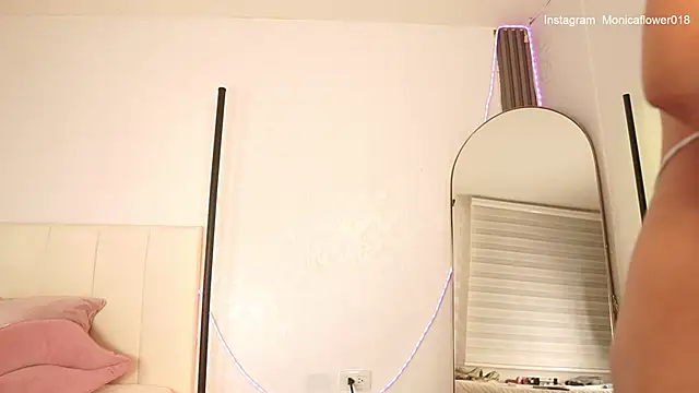 monicaflowerr online show from 03.08.26