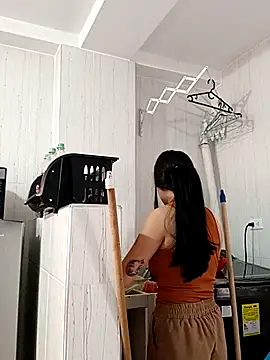 Snapshot of sara_cute_so chatting on 04.08.26 sara cute so online show from 04.08.26