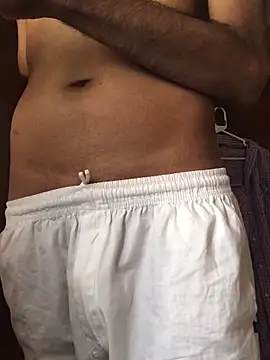 Snapshot of sub_slave_indi chatting on 09.13.25 sub slave indi online show from 09.13.25