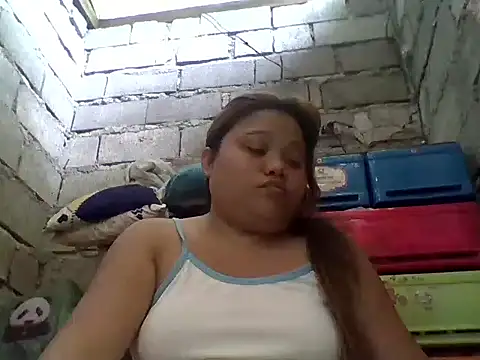 Snapshot of sweetlyn31 chatting on 07.31.26 sweetlyn31 online show from 07.31.26