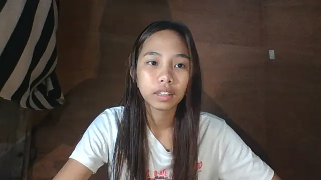 Snapshot of JackyPetite27 chatting on 02.20.26 JackyPetite27 online show from 02.20.26