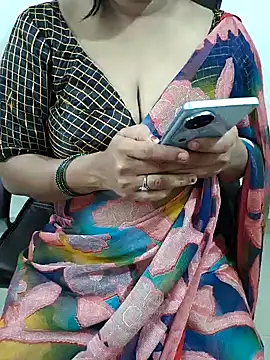 Snapshot of Vandana122 chatting on 03.05.26 Vandana122 online show from 03.05.26