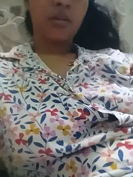 Snapshot of Vandana122 chatting on 06.05.26 Vandana122 online show from 06.05.26