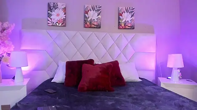 Bianca Monroe  online show from 05.11.26