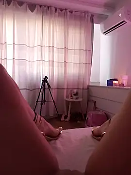 LauraDelightX online show from 06.29.26