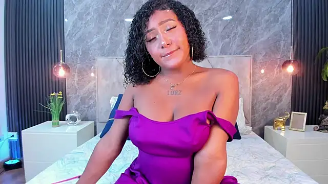 Snapshot of Emma_Dancer chatting on 03.18.26 Emma Dancer online show from 03.18.26