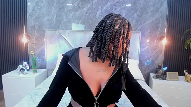 Snapshot of Emma_Dancer chatting on 04.05.26 Emma Dancer online show from 04.05.26