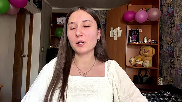 poly princess online show from 03.17.26