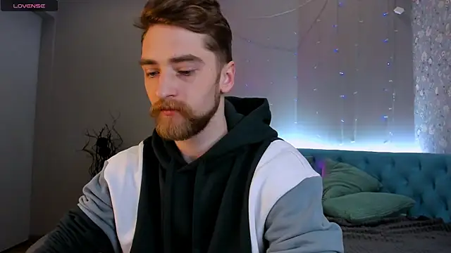 Dexter Raze online show from 02.24.26