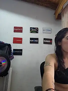 Snapshot of Agatha_xxx222 chatting on 02.19.26 Agatha xxx222 online show from 02.19.26