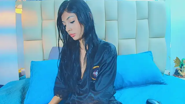 Lana Sliim online show from 03.12.26