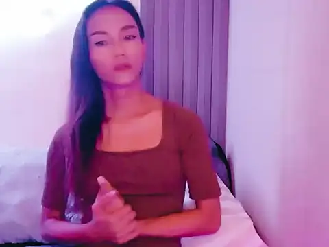 Snapshot of Miyahkoschakxx chatting on 07.16.26 Miyahkoschakxx online show from 07.16.26
