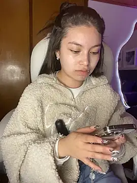 Mady Pink online show from 04.16.26