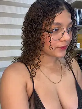 Snapshot of KendyLove_ chatting on 06.17.26 KendyLove online show from 06.17.26