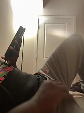 Snapshot of makeherfeelg chatting on 02.22.26 makeherfeelg online show from 02.22.26