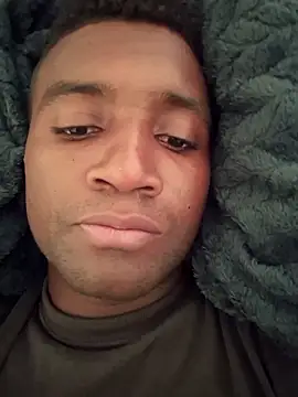 Snapshot of AleXi25975hhgh chatting on 02.21.26 AleXi25975hhgh online show from 02.21.26