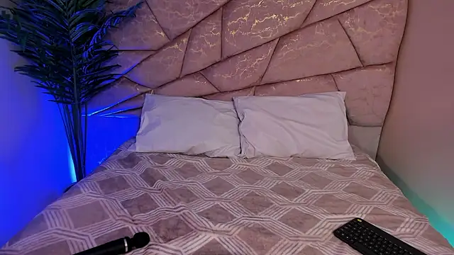 Snapshot of yayis_Betancur chatting on 03.17.26 yayis Betancur online show from 03.17.26