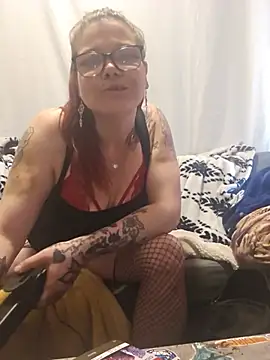Snapshot of Sexymilf6992 chatting on 05.21.26 Sexymilf6992 online show from 05.21.26