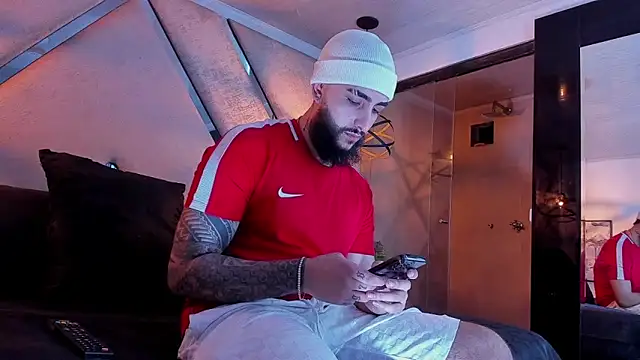 SantiagoHincapiie online show from 02.27.26