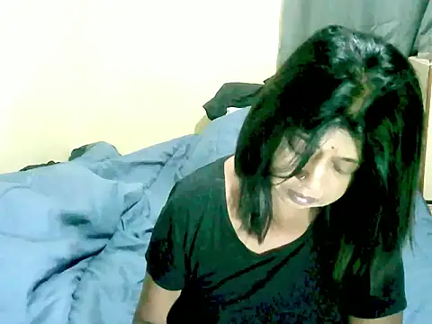 Snapshot of IndianPleasures21 chatting on 04.26.26 IndianPleasures21 online show from 04.26.26