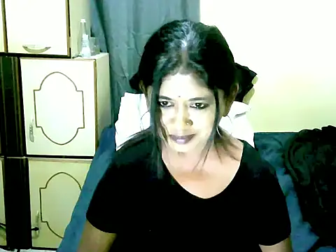 Snapshot of IndianPleasures21 chatting on 06.10.26 IndianPleasures21 online show from 06.10.26