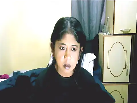 Snapshot of IndianPleasures21 chatting on 06.22.26 IndianPleasures21 online show from 06.22.26