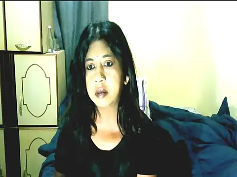 Snapshot of IndianPleasures21 chatting on 06.23.26 IndianPleasures21 online show from 06.23.26