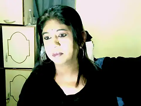 Snapshot of IndianPleasures21 chatting on 07.18.26 IndianPleasures21 online show from 07.18.26