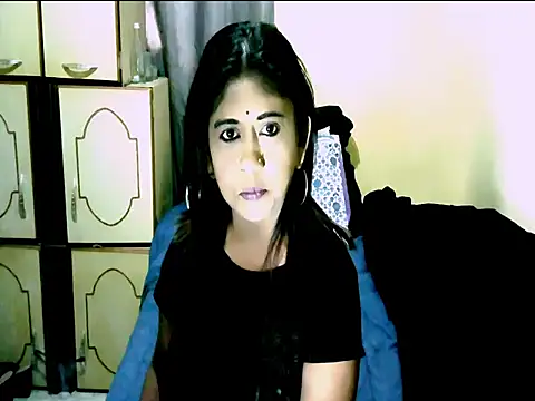 Snapshot of IndianPleasures21 chatting on 07.29.26 IndianPleasures21 online show from 07.29.26