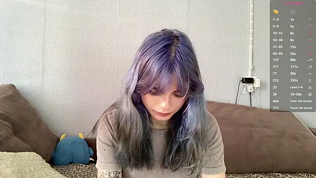 Emmibrilson online show from 04.01.26