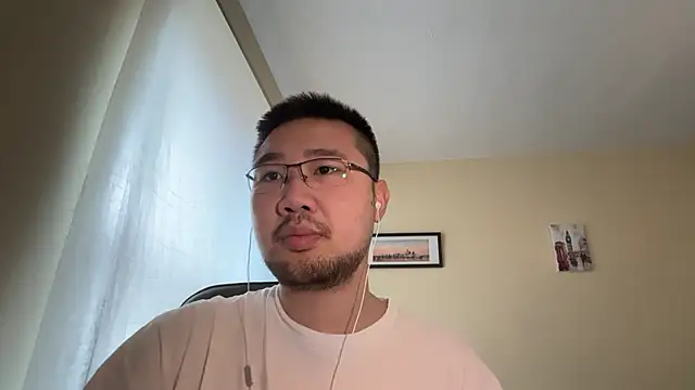 Snapshot of jasonryu2025 chatting on 04.04.26 jasonryu2025 online show from 04.04.26