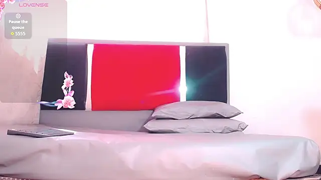 Snapshot of Abby_White__ chatting on 03.25.26 Abby White online show from 03.25.26