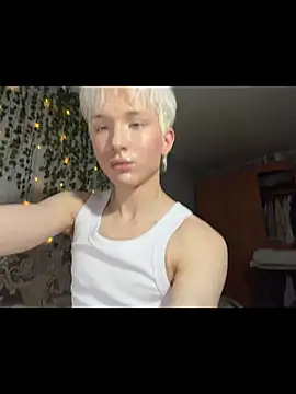 TwinkRyder online show from 03.10.26