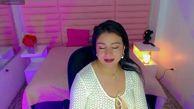 scarleth whisper online show from 03.24.26