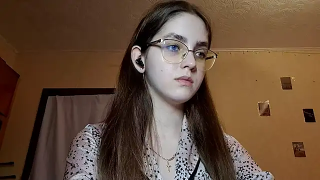 Snapshot of Katelemon chatting on 03.17.26 Katelemon online show from 03.17.26