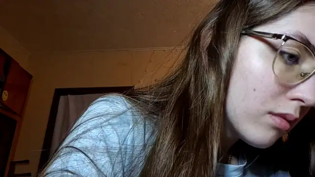 Snapshot of Katelemon chatting on 03.18.26 Katelemon online show from 03.18.26