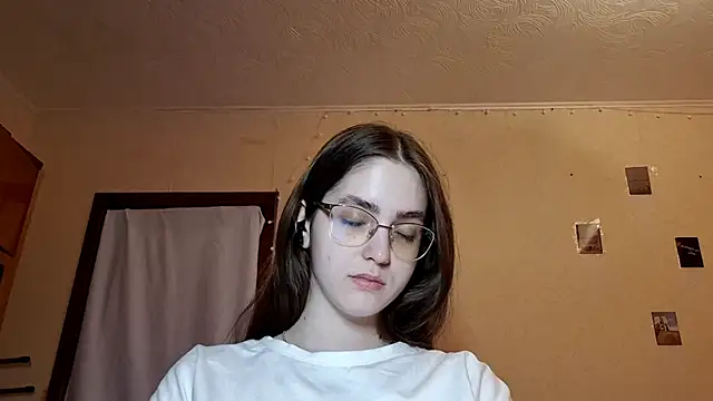 Snapshot of Katelemon chatting on 03.24.26 Katelemon online show from 03.24.26