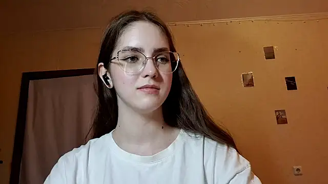Snapshot of Katelemon chatting on 05.04.26 Katelemon online show from 05.04.26