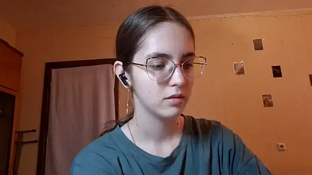 Snapshot of Katelemon chatting on 06.12.26 Katelemon online show from 06.12.26