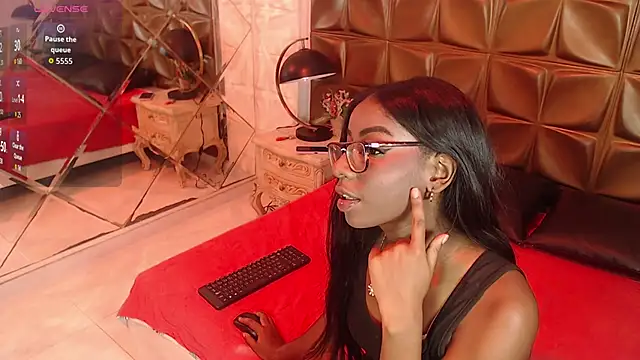 Snapshot of MelodyBlazze chatting on 06.16.26 MelodyBlazze online show from 06.16.26