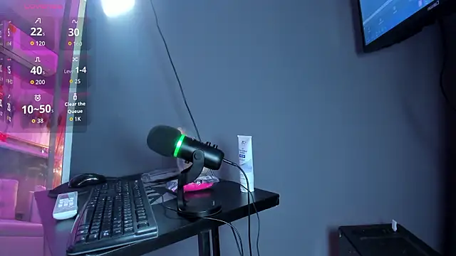 Snapshot of janinne_lu chatting on 02.28.26 janinne lu online show from 02.28.26