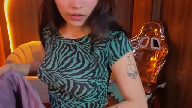 Daphne nicole b online show from 05.27.26