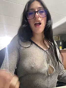 susi chimm online show from 04.24.26