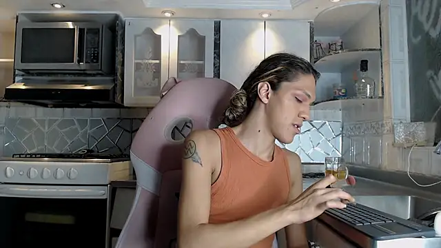 CrisOzzz online show from 02.22.26