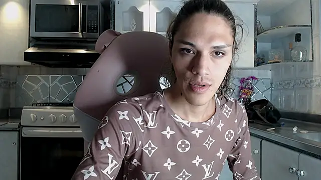 CrisOzzz online show from 02.25.26