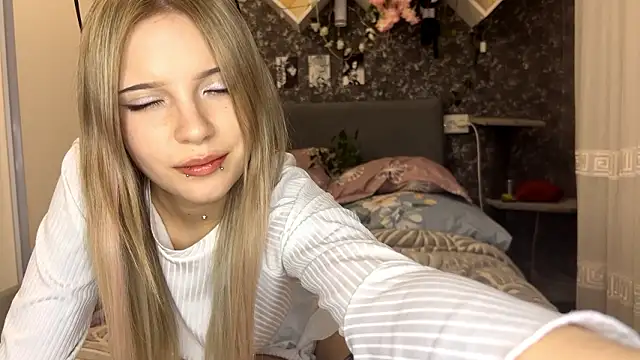 SofiaMarken online show from 03.06.26