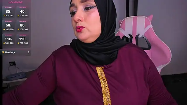 HijabiMilff online show from 06.06.26