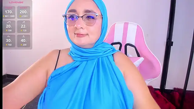HijabiMilff online show from 06.23.26