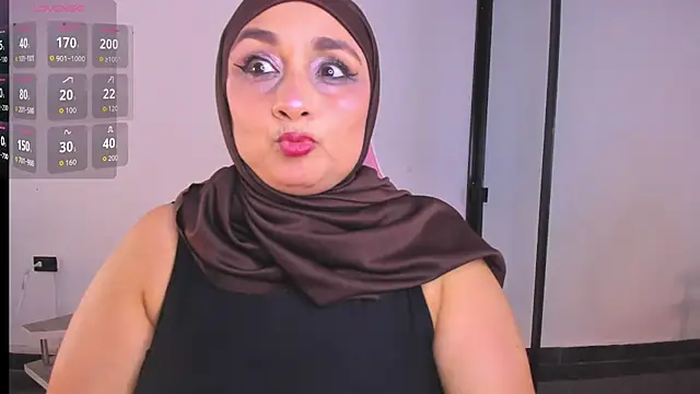HijabiMilff online show from 06.26.26